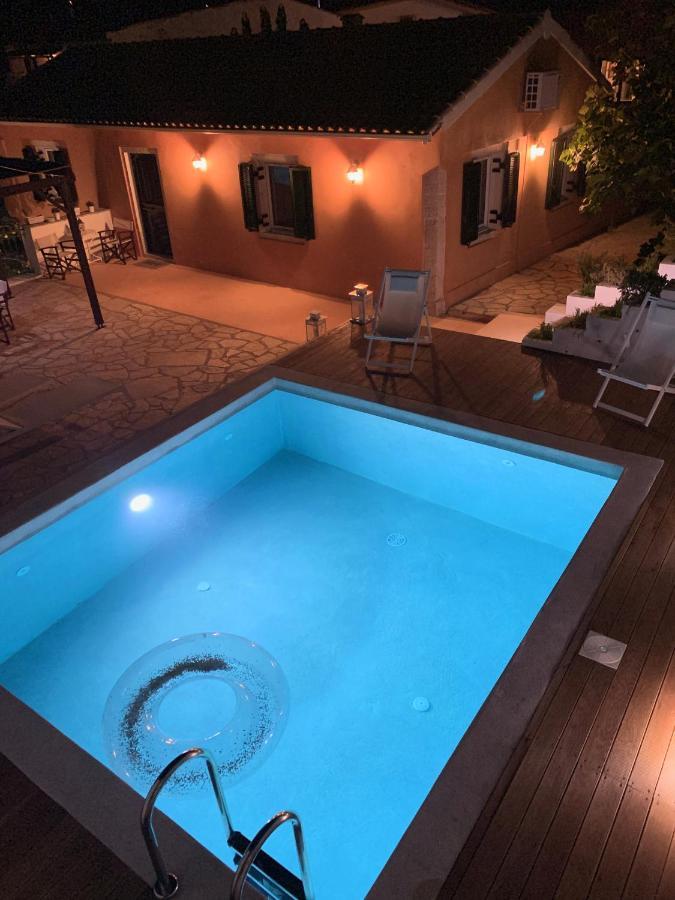 Theano Cottage Gaios Eksteriør bilde